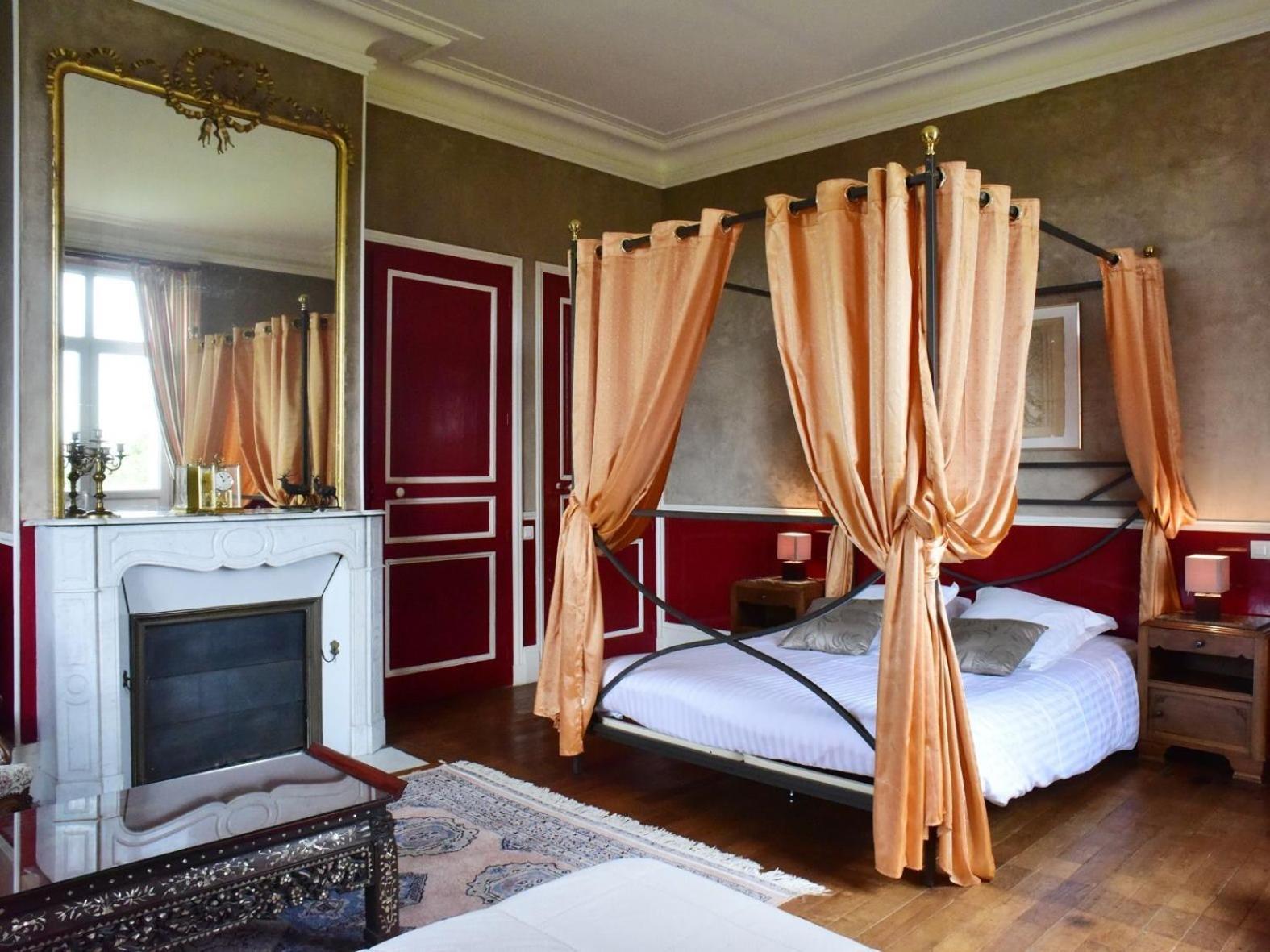 Chateau De Saint-Antoine Bonnac-la-Cote Bilik gambar